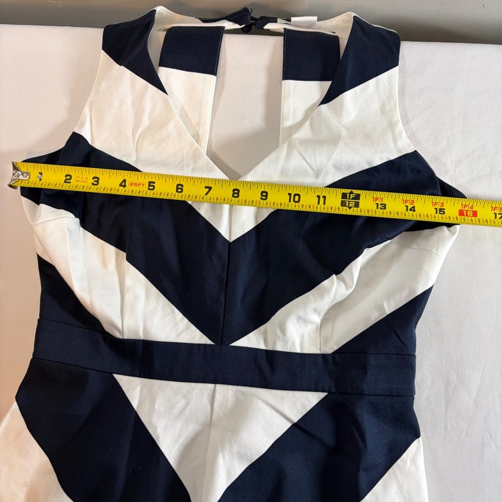 Vineyard Vines Womens Navy White Chevron Stripe V-Neck Open Back Dress Size 2 - Picture 9 of 10